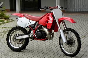 Honda CR250r 2T cross 1989