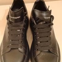 Alexander McQueen Oversized nero suola lucida  44