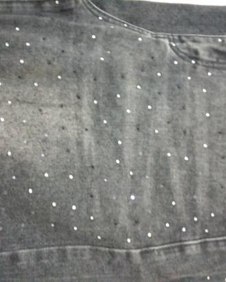 Jeans n.sei da donna diversi modelli di cui uno Al