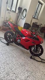 Ducati 848
