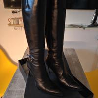 Stivali Alisia in pelle