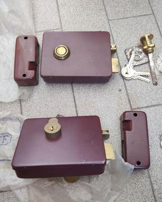 Elettroserratura FF 12V per cancelletto set 2 tipi