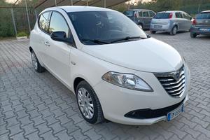 Lancia Ypsilon 1.2 69 CV 5 porte GPL Ecochic Gold