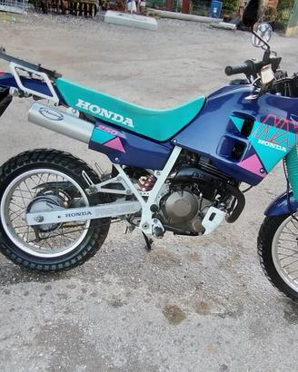 Honda nx 250