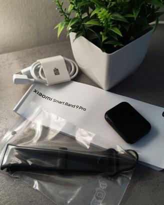 Xiaomi Smart Band 9 Pro, colore nero. Completament