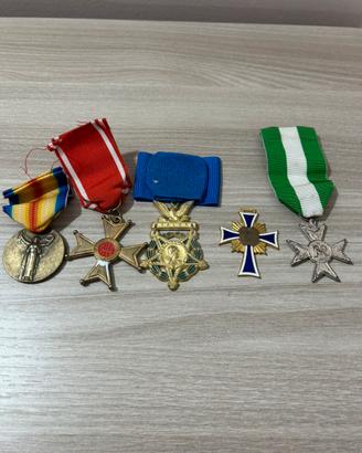 Lotto 5 Medaglie e Croci Storiche (Militari)