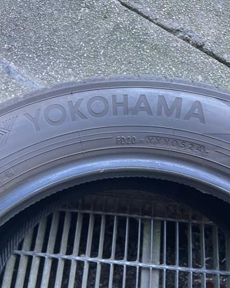 Gomme estive Yokohama 205/60 R16 96W