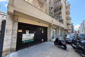 Box / Garage di 4 m² a Palermo