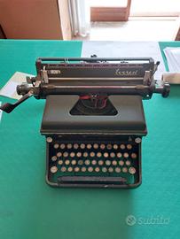 macchina da scrivere Everest modello S