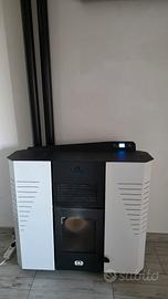 Stufa a pellet 14kw canalizzata