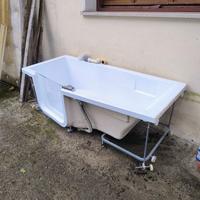 vasca da bagno con sportello 