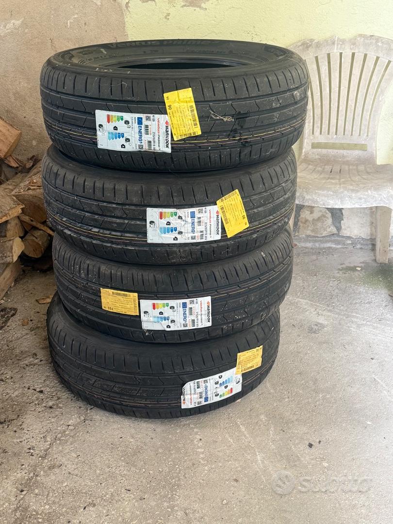 Gomme hankook 215/50 r16 - Accessori Auto In vendita a L'Aquila