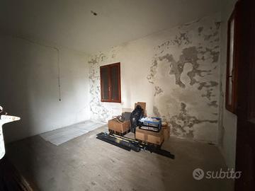 TRA MIRANO E MARANO Porzione di bifamiliare