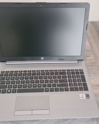 computer portatile Hp 250 G7, processore  Core I7