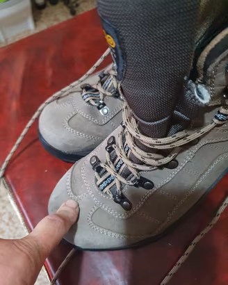 scarponcini trekking 