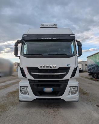 CAMION STRALIS IVECO  480 XP CENTINATO