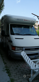 Semintegrale mobilvetta su Iveco