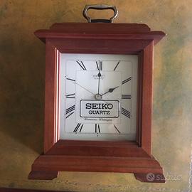 Orologio sveglia da tavolo