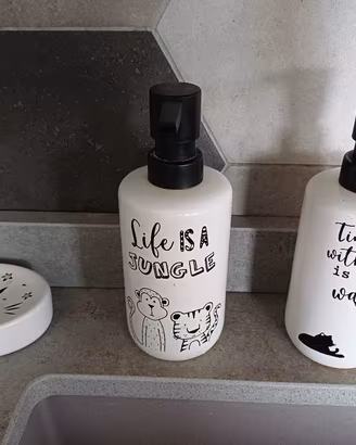 DISPENSER e PORTA SAPONE