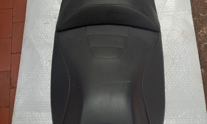 Sella gilera gp 800 Aprilia srv