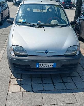 Fiat 600 del 2006