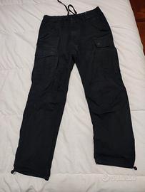 pantaloni cargo