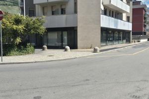 Sondrio prossimità centro ampio locale commerciale