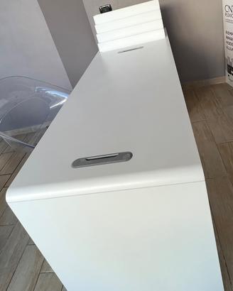 Tavolo manicure
