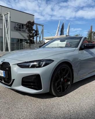 BMW Serie 4 M M440i Cabrio mhev 48V xdrive M Sport