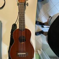 Ukulele soprano (accordatore+tracolla+custodia)