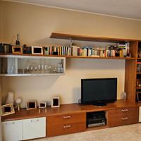 Mobile Living per TV con libreria e vetrinette