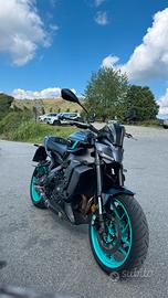 Yamaha mt09 gen4 garanzia 7 anni