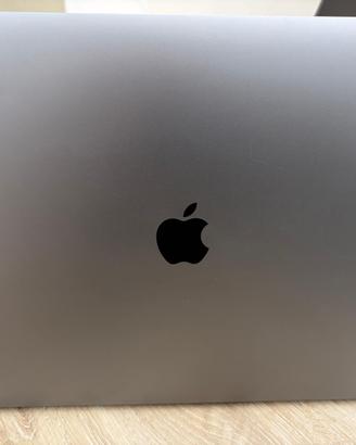 macbook pro 15" pollici
