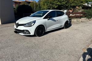 RENAULT CLIO RS TROPHY