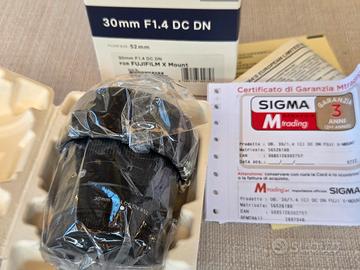 Sigma 30mm DC DN 1.4 per Fuji Fujifilm 