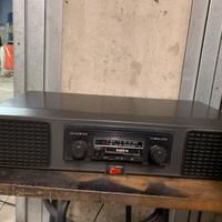 Amplificatore per e con autoradio vintage
