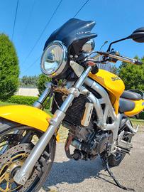 Suzuki SV 650 con solo km. 30.500 originali