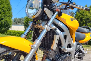 Suzuki SV 650 con solo km. 30.500 originali
