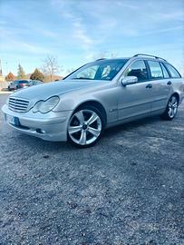 Mercedes C270