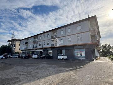 4 LOCALI A CORIGLIANO-ROSSANO