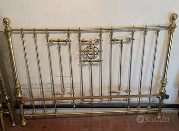 Letto matrimoniale in ottone