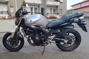 YAMAHA FZ6 S2