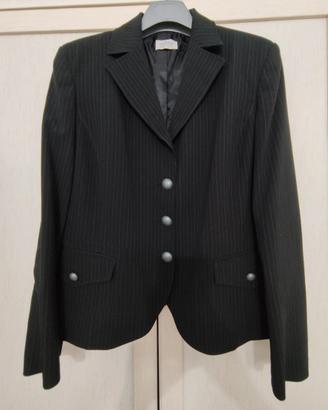 Elegante tailleur con gonna, marca Oltre