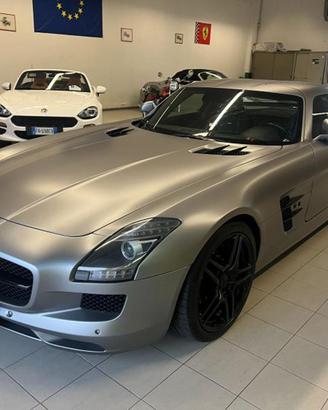 MERCEDES-BENZ SLS AMG Coupé