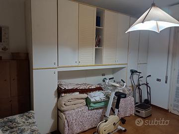 armadio con letto
