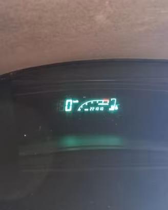 Toyota Yaris Verso 1.4 D4D leggere bene