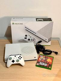 Xbox One S bianca 500GB + Red Dead Redemption 2