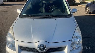 Toyota Corolla Verso 1.8 16V MMT MY'08 7pti