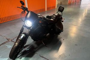 Harley 883 sportster  iron anno 2016 km 19 mila