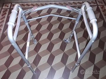 Deambulatore pieghevole